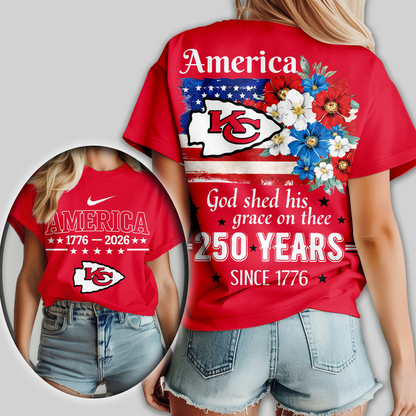 Premium NFL x KCC America God Shed His Grace On Thee Women Shirt NDT VHM